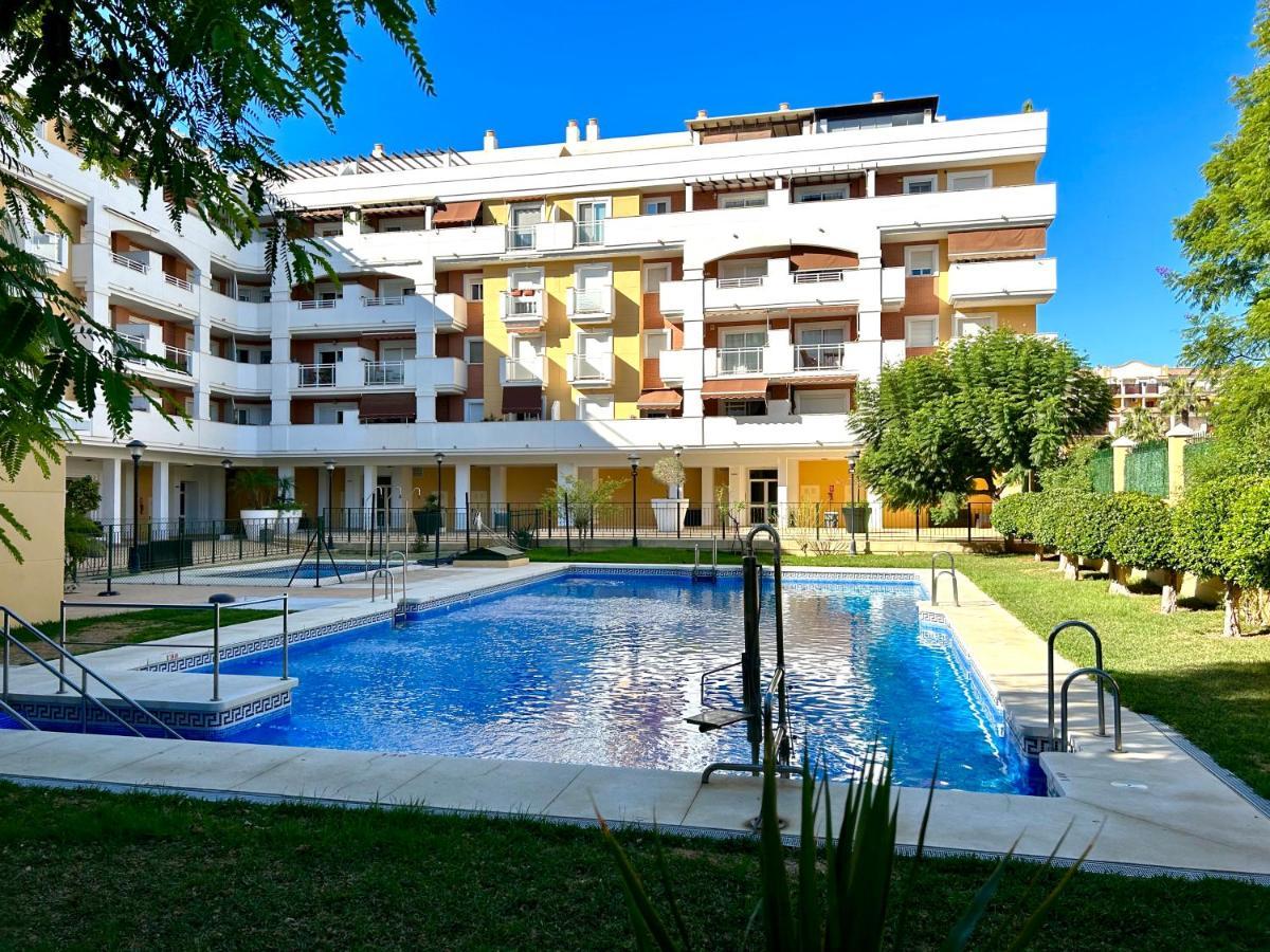 Apartamento Spacious, Comfortable And Close To The *